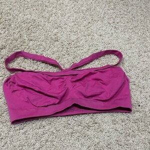 Seamless pink sports bra